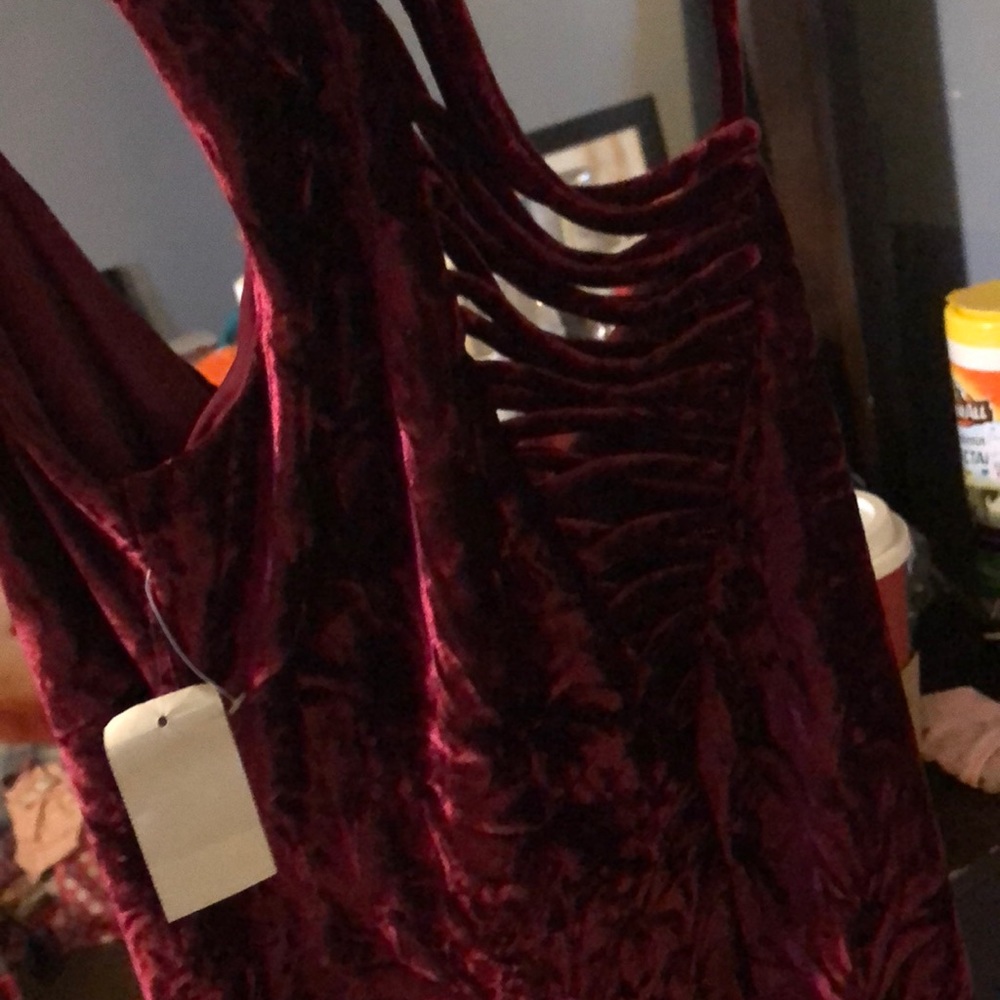Dress - Picture 2 of 3